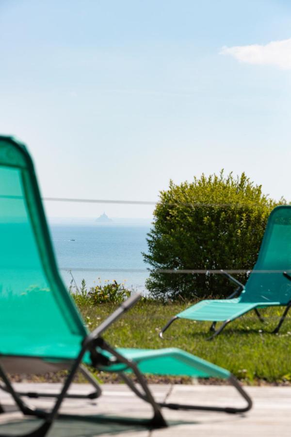 La Metairie-Du-Vauhariot - Vue Mer Et Mont Saint Michel - Piscine Chauffee - Acces Gr34 Cancale Eksteriør billede