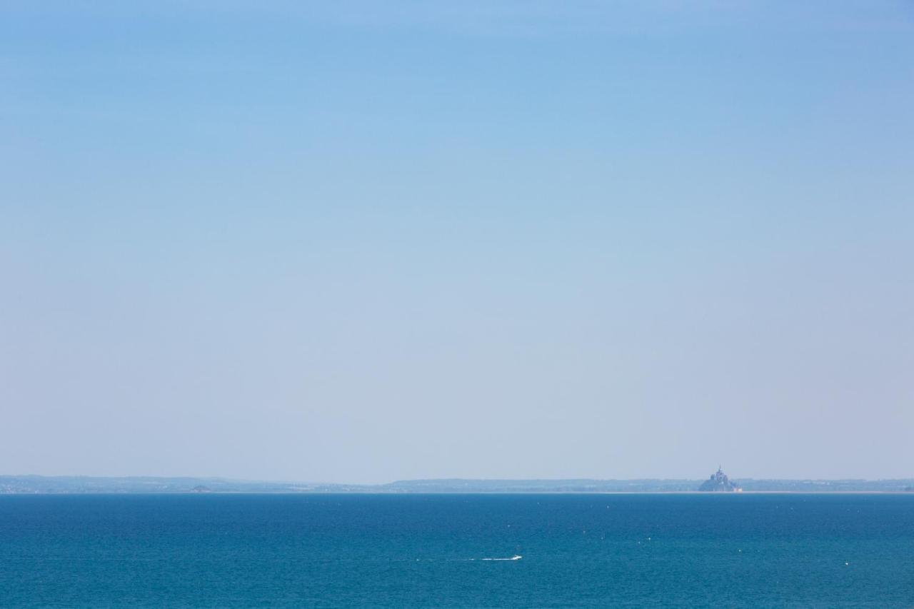 La Metairie-Du-Vauhariot - Vue Mer Et Mont Saint Michel - Piscine Chauffee - Acces Gr34 Cancale Eksteriør billede